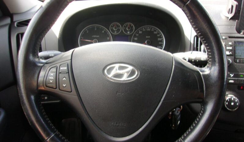 Hyundai i30 Classic 1.4 Benzyna 105 KM Klima Stan BDB Kredyt Bez BIK i KRD full