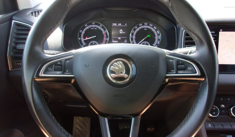 Škoda Karoq Klimatronic 2-strefowy, Nawigacja, PDC, Kamera cofania, Półskóra full