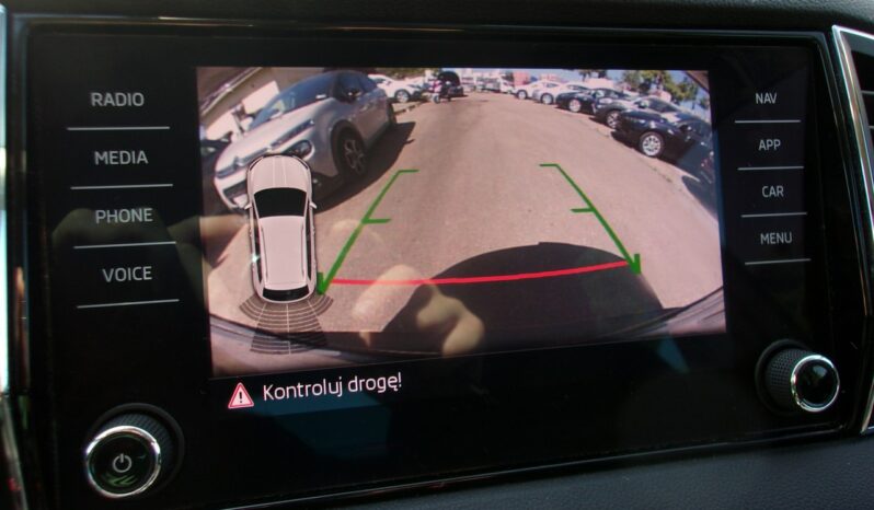 Škoda Karoq Klimatronic 2-strefowy, Nawigacja, PDC, Kamera cofania, Półskóra full