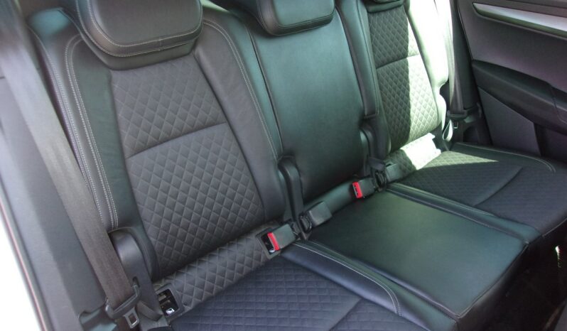 Škoda Karoq Klimatronic 2-strefowy, Nawigacja, PDC, Kamera cofania, Półskóra full