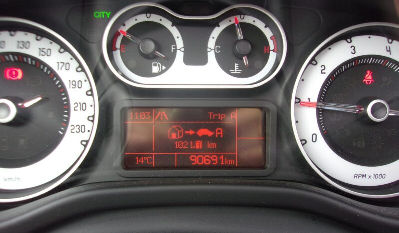 Fiat 500L L 1.4 Turbo Lounge, Klimatronic 2-stref, 2 kpl. kół, Kamera, PDC full