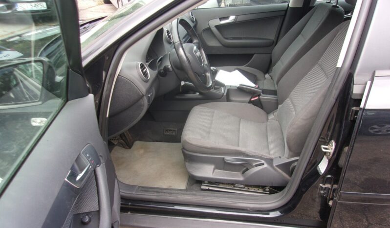 Audi A3 1.6Mpi AttractionKlimatronic x2 Podg.Fotele Alu-Felgi full