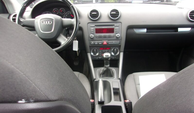 Audi A3 1.6Mpi AttractionKlimatronic x2 Podg.Fotele Alu-Felgi full