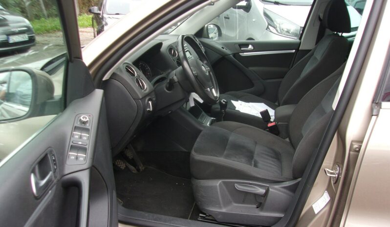 Volkswagen Tiguan 1.4 TSI Sport & Style 4Motion Panorama-Dach Pod.Fotele full