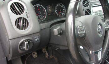 Volkswagen Tiguan 1.4 TSI Sport & Style 4Motion Panorama-Dach Pod.Fotele full