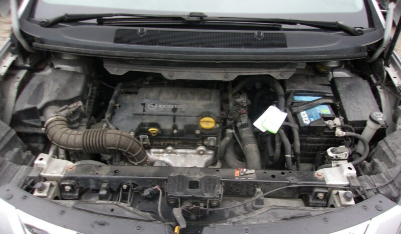 Opel Zafira 7 OsóbTourer 1.4 Turbo Österreich Edition full